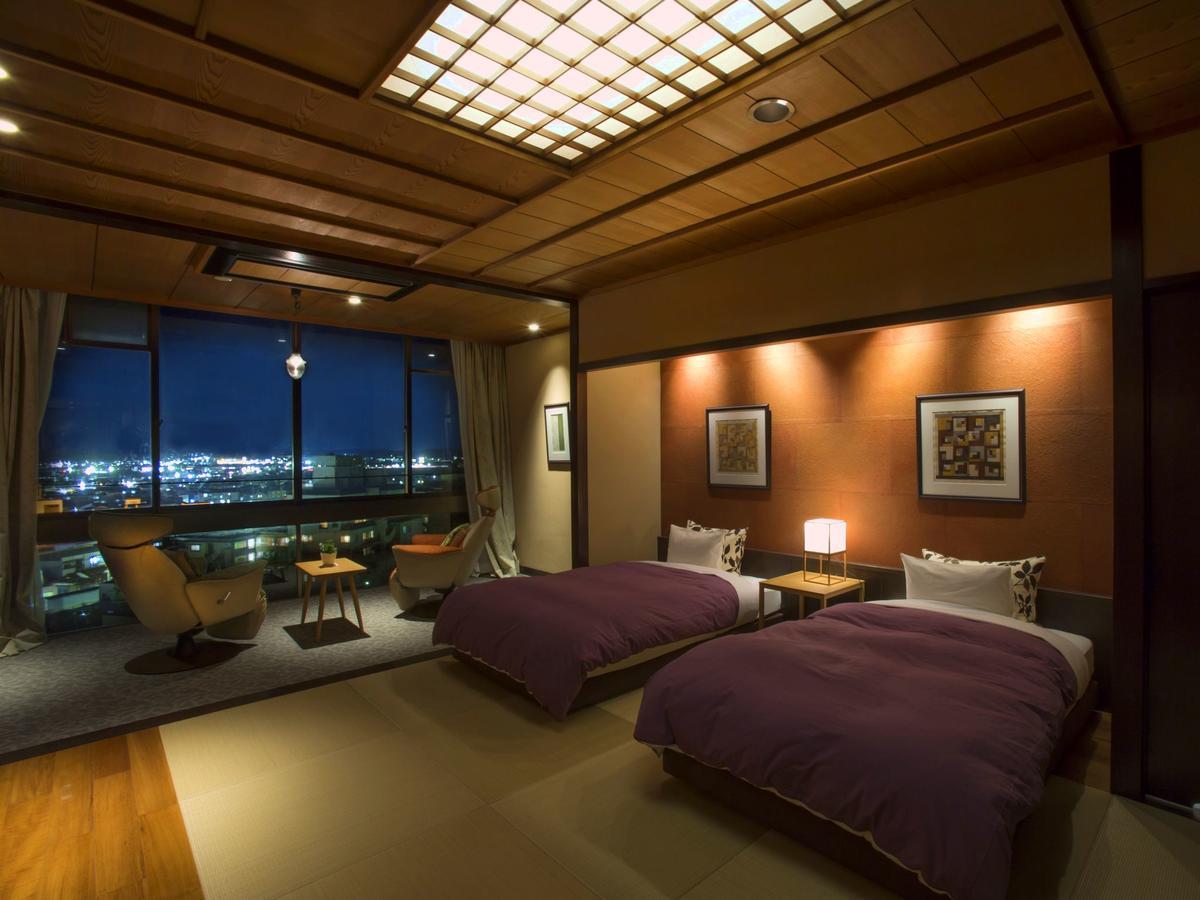 Yamashiro Onsen Midori No Yado Bansyoukaku Hotel Kaga  Exterior photo